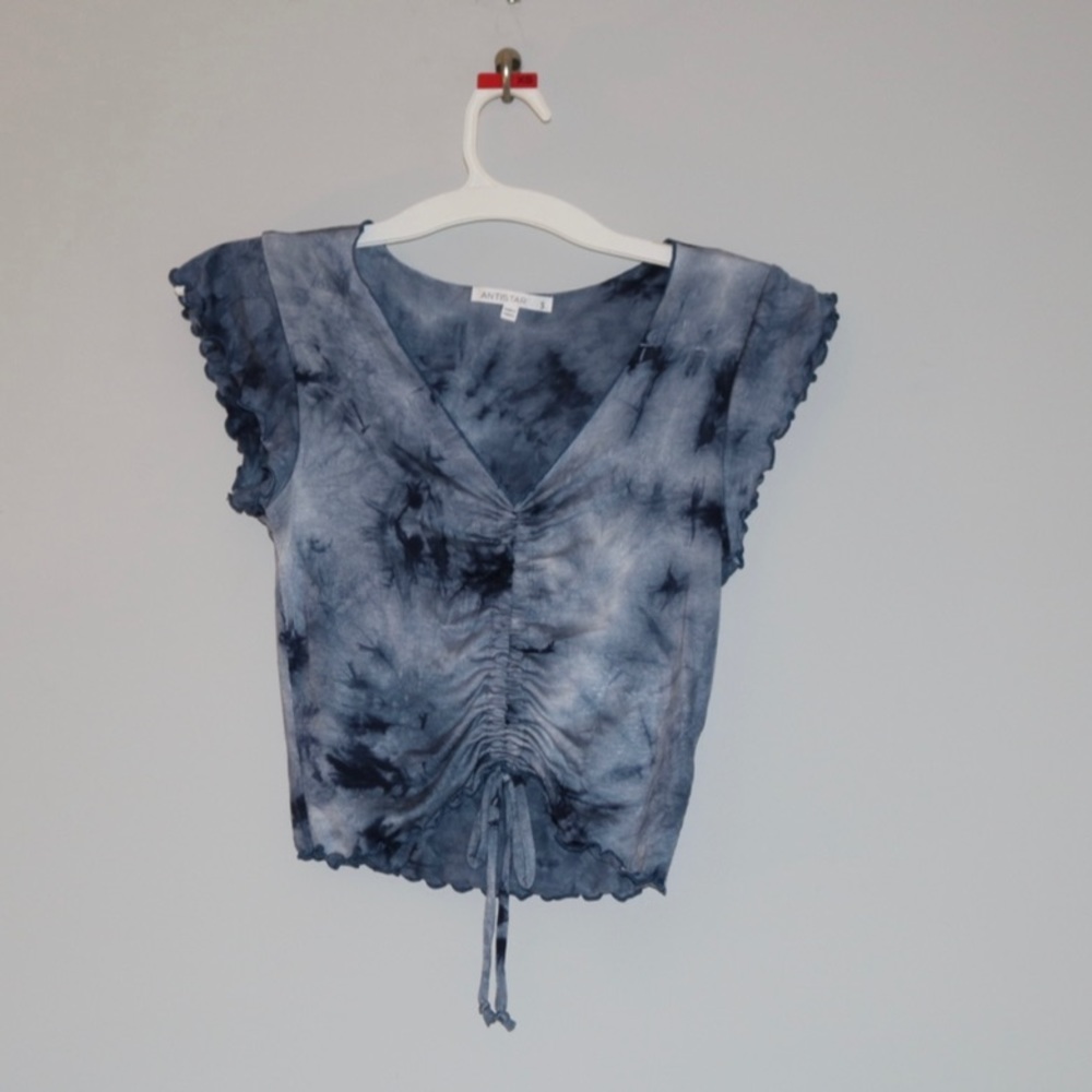 blue tie dye scrunched top